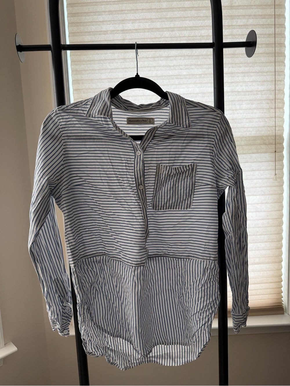 Abercrombie & Fitch Blue and White Striped Button-Down Shirt